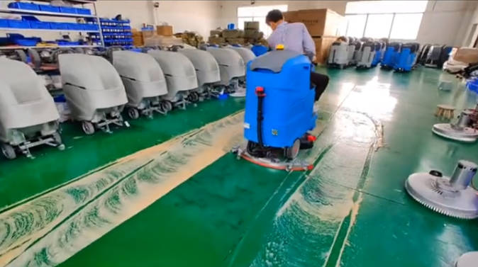 湖州2023年还在用人工的物业保洁不妨试试洗地机吧